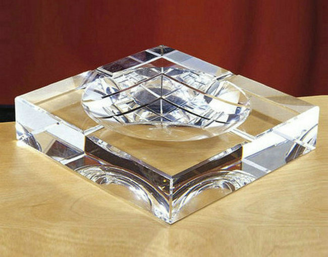水晶煙灰缸