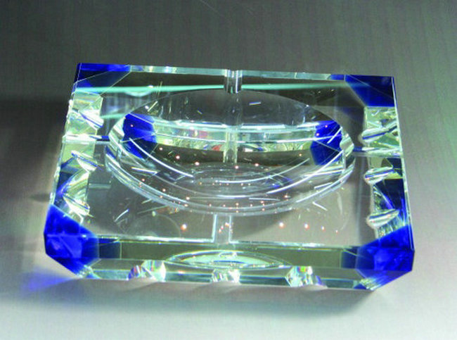 水晶煙灰缸