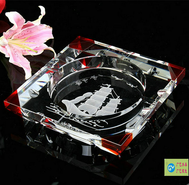 水晶煙灰缸